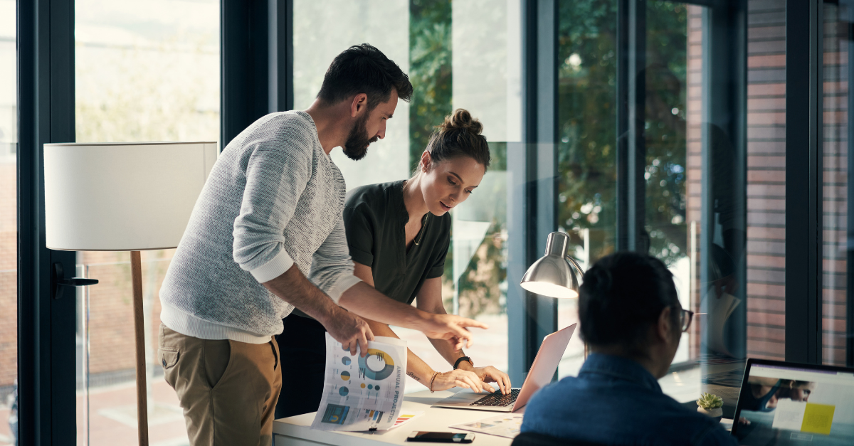 B2B buyer journey showing decision friction across self serve and content