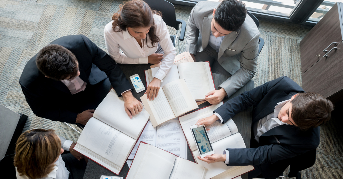 marketing agency vs in-house team for B2B businesses